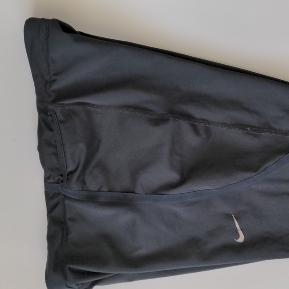 Nike women's black tight dri fit sports gym activewear legging size Medium - Picture 14 of 16